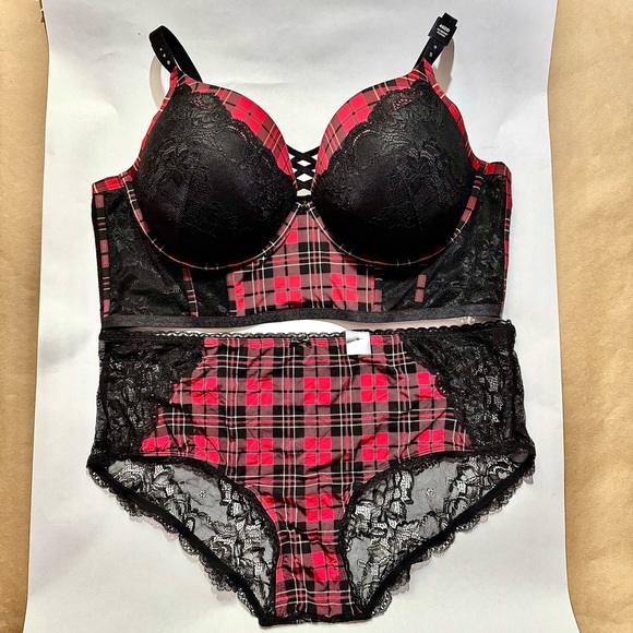 Brand New Torrid Red and Black Plaid Lace Lingerie Set - Picture 1 of 5